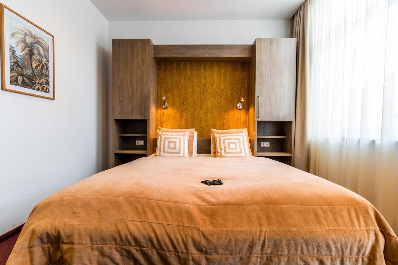 Hotel Bru بروينسي المظهر الخارجي الصورة