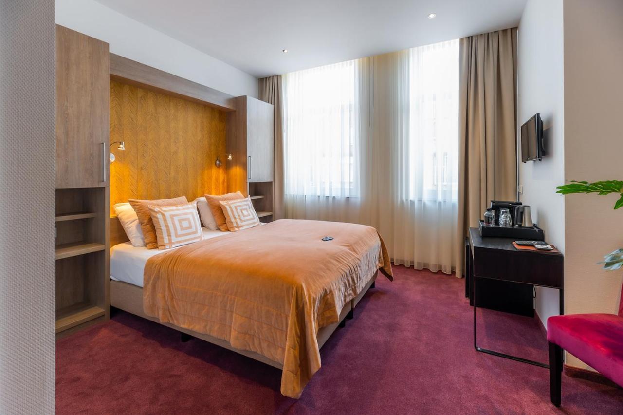 Hotel Bru بروينسي المظهر الخارجي الصورة